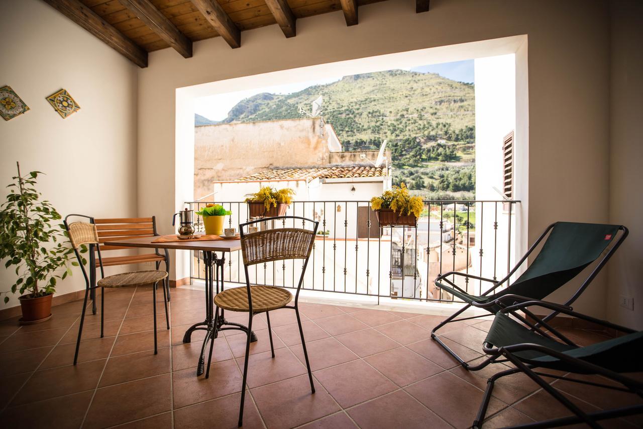 Appartamento Gli Archi A 100 Metri Dalla Spiaggia Castellammare del Golfo Exterior photo